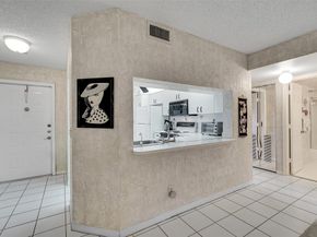 10368 NW 24th Pl 204, Sunrise FL 33322