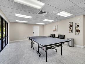 10368 NW 24th Pl 204, Sunrise FL 33322