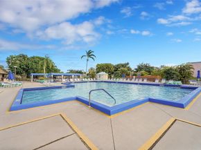 10368 NW 24th Pl 204, Sunrise FL 33322