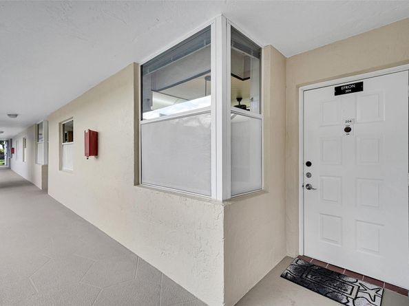 10368 NW 24th Pl 204, Sunrise FL 33322