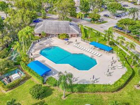 10368 NW 24th Pl 204, Sunrise FL 33322