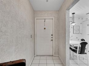 10368 NW 24th Pl 204, Sunrise FL 33322