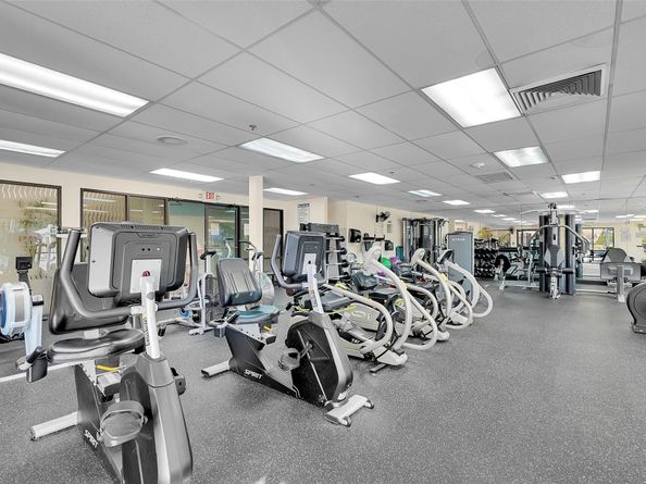 10368 NW 24th Pl 204, Sunrise FL 33322