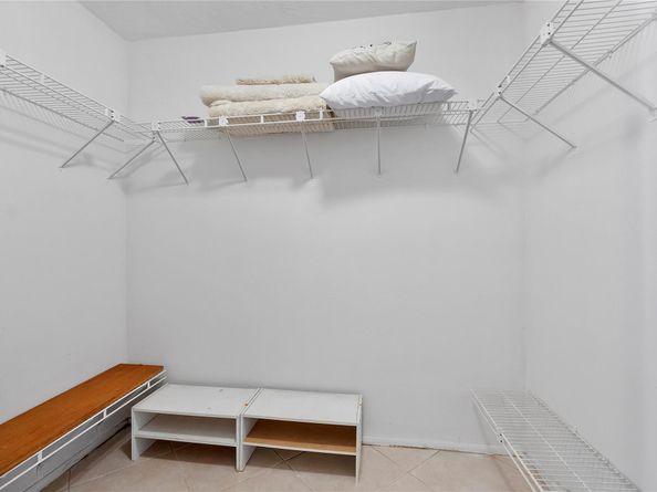 5721 NW 81st Ter, Tamarac FL 33321