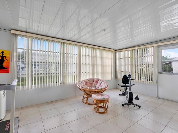 5721 NW 81st Ter, Tamarac FL 33321