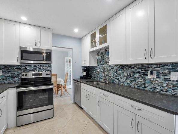 5721 NW 81st Ter, Tamarac FL 33321