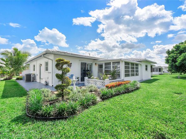 5721 NW 81st Ter, Tamarac FL 33321