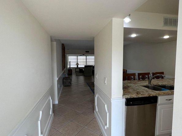 6097 Balboa Circle 303, Boca Raton FL 33433
