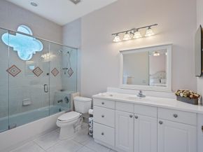 6071 NW 69th Way, Parkland FL 33067
