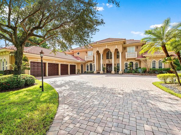 6071 NW 69th Way, Parkland FL 33067