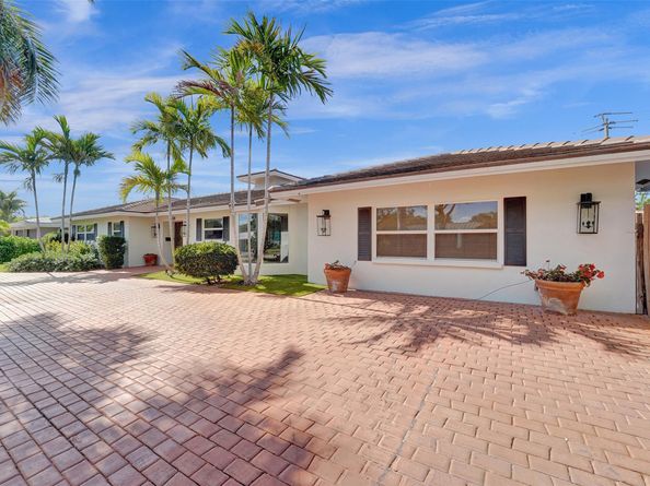 2608 NE 35th St, Fort Lauderdale FL 33306