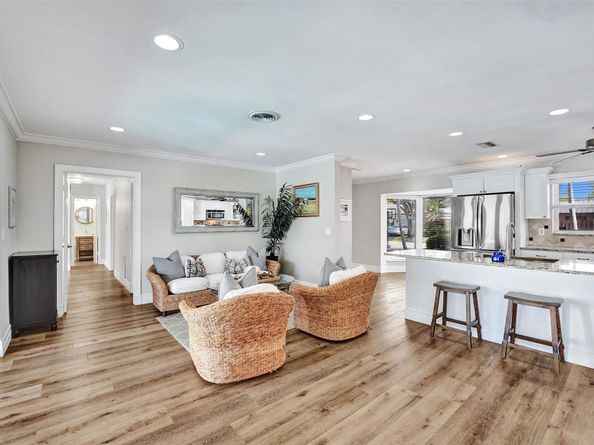 2608 NE 35th St, Fort Lauderdale FL 33306