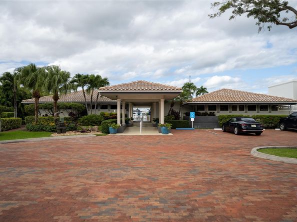 3585 Admirals Way, Delray Beach FL 33483