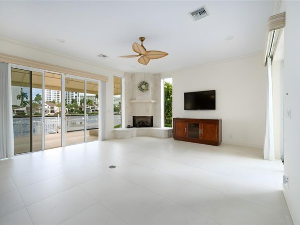 3585 Admirals Way, Delray Beach FL 33483