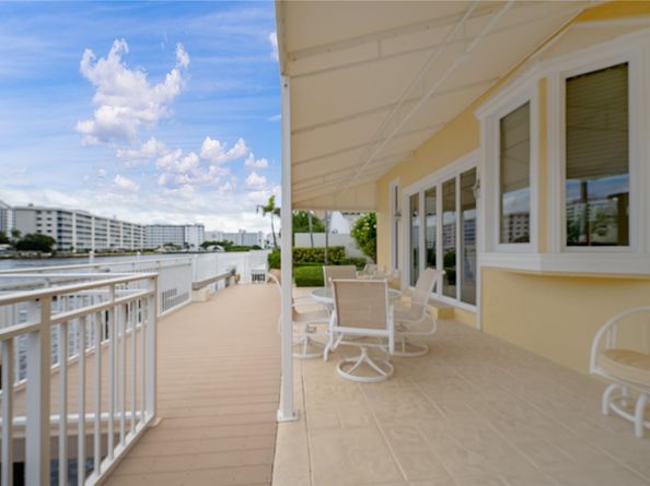 3585 Admirals Way, Delray Beach FL 33483