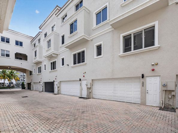 508 N Birch Rd 508, Fort Lauderdale FL 33304