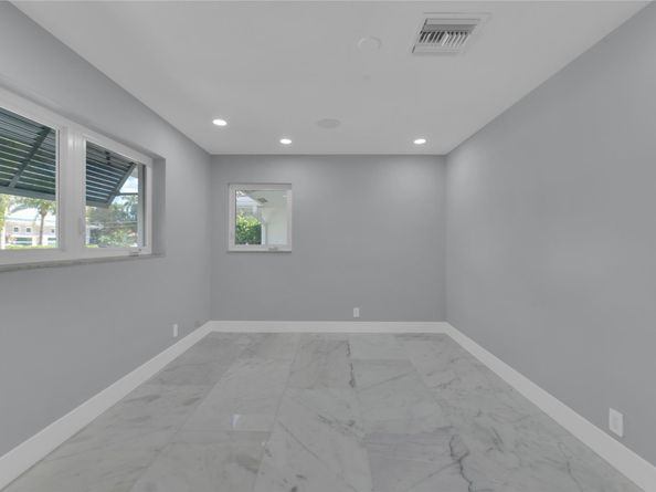 2520 Laguna Ter, Fort Lauderdale FL 33316