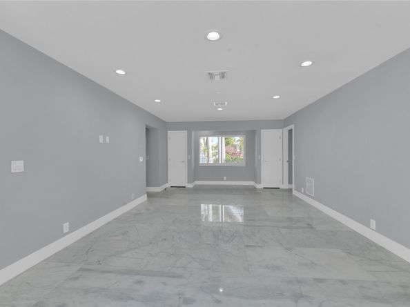 2520 Laguna Ter, Fort Lauderdale FL 33316