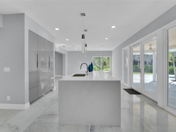 2520 Laguna Ter, Fort Lauderdale FL 33316