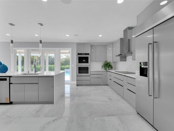 2520 Laguna Ter, Fort Lauderdale FL 33316