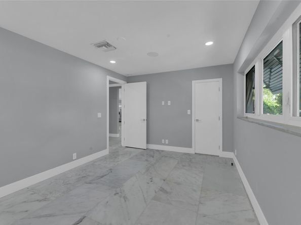 2520 Laguna Ter, Fort Lauderdale FL 33316