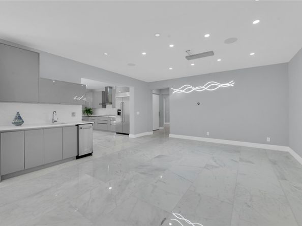 2520 Laguna Ter, Fort Lauderdale FL 33316