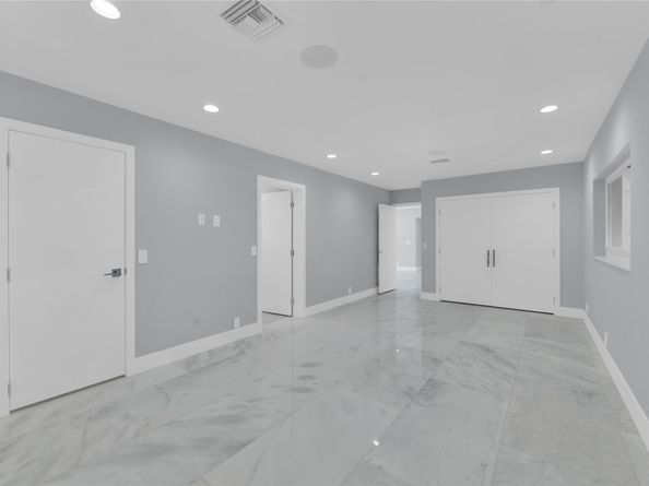 2520 Laguna Ter, Fort Lauderdale FL 33316