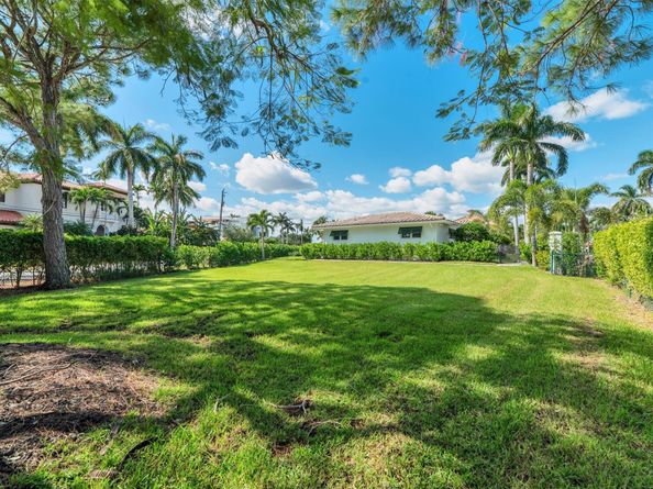 2520 Laguna Ter, Fort Lauderdale FL 33316