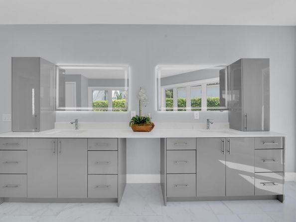 2520 Laguna Ter, Fort Lauderdale FL 33316