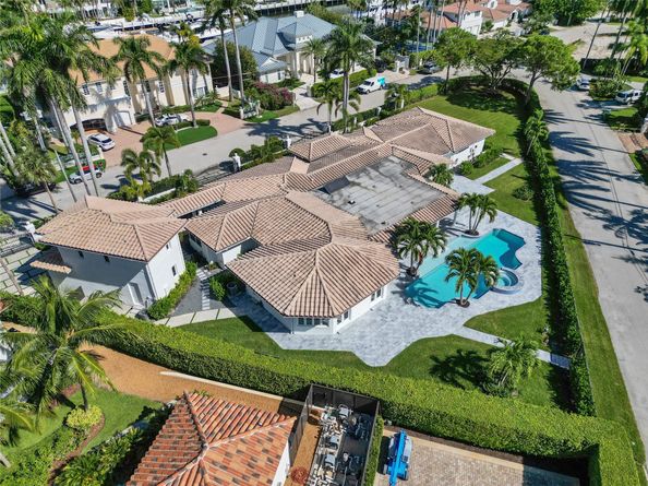 2520 Laguna Ter, Fort Lauderdale FL 33316