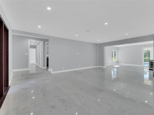 2520 Laguna Ter, Fort Lauderdale FL 33316