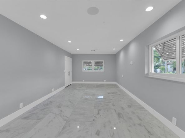 2520 Laguna Ter, Fort Lauderdale FL 33316