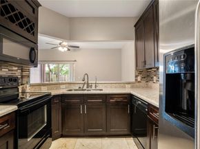 1160 NW 100th Ave 1160, Pembroke Pines FL 33024