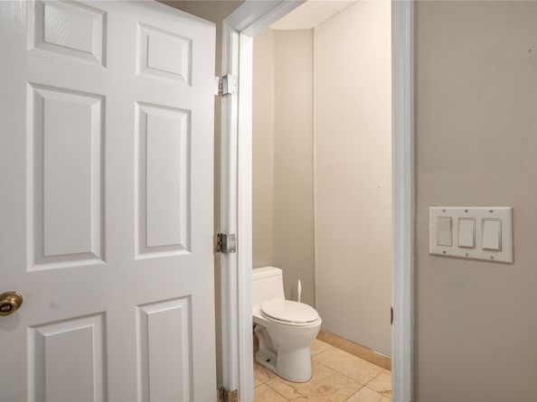 1160 NW 100th Ave 1160, Pembroke Pines FL 33024