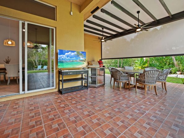1400 Blue Jay Cir, Weston FL 33327