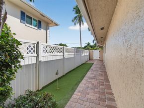707 SE 25th Ave, Pompano Beach FL 33062
