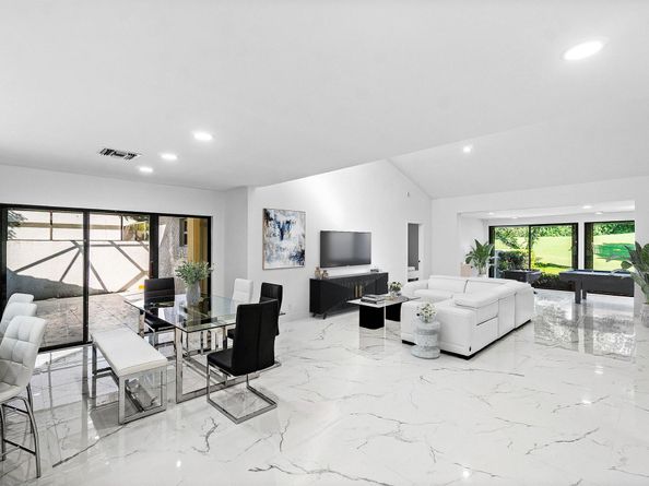 78 Hampshire Lane, Boynton Beach FL 33436