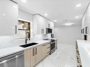 78 Hampshire Lane, Boynton Beach FL 33436