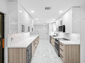 78 Hampshire Lane, Boynton Beach FL 33436