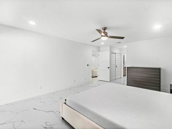 78 Hampshire Lane, Boynton Beach FL 33436