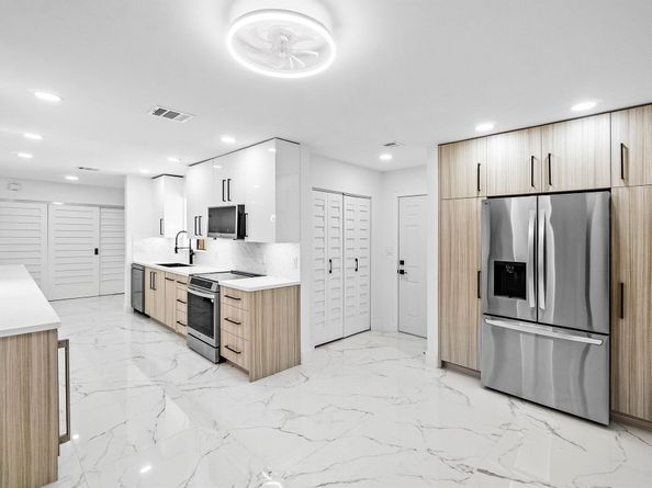 78 Hampshire Lane, Boynton Beach FL 33436