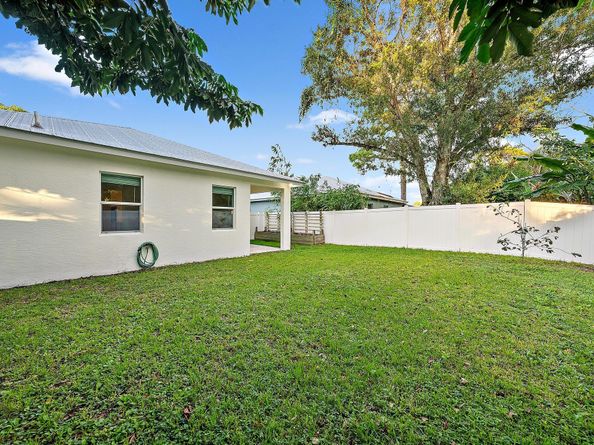 6762 2nd Street, Jupiter FL 33458