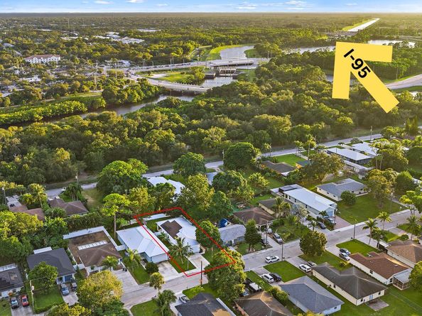 6762 2nd Street, Jupiter FL 33458