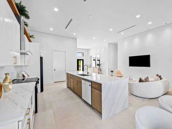 3361 NE 4th Avenue, Boca Raton FL 33431