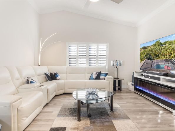 11221 NW 23rd Street, Plantation FL 33323