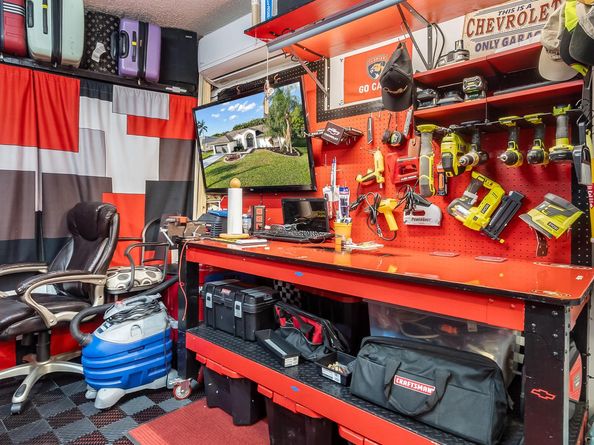 11221 NW 23rd Street, Plantation FL 33323