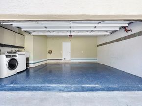 659 NW 88th Dr, Coral Springs FL 33071