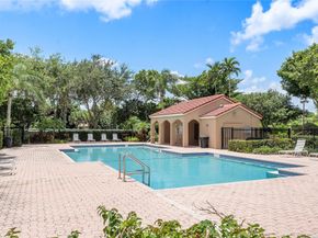 659 NW 88th Dr, Coral Springs FL 33071
