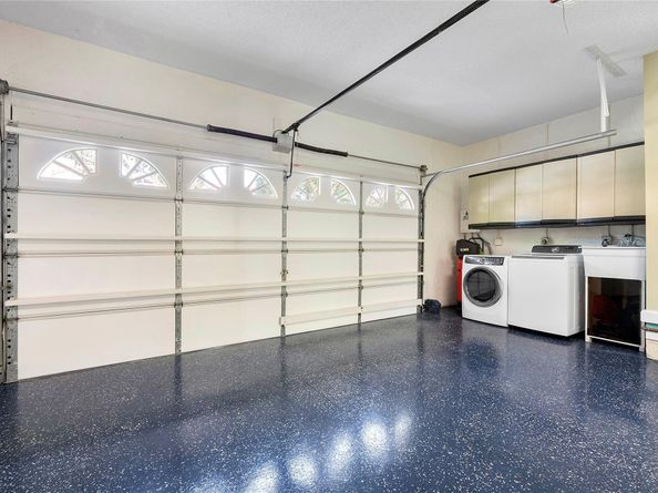 659 NW 88th Dr, Coral Springs FL 33071