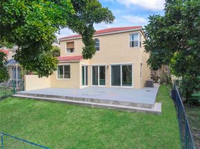 659 NW 88th Dr, Coral Springs FL 33071